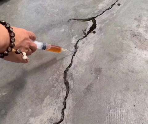 六盘水混凝土裂缝修补技术详解​